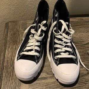 Women’s converse